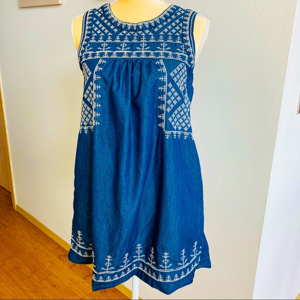 Romeo + Juliet Couture Denim Embroidered Dress with Pockets